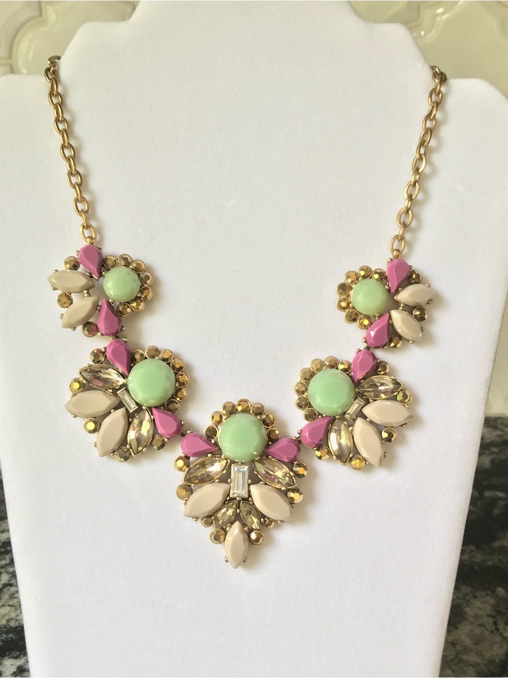 J Crew Cluster Statement Necklace Green Beige Mauve EUC